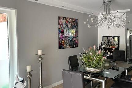 Haus Kaarst - 4 Zimmer, 150 m&sup2;, 250&euro; | Angebot:27615842