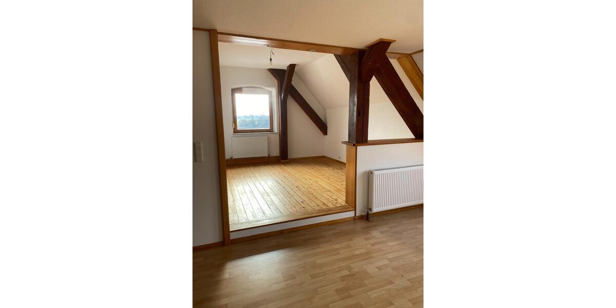 Dachgeschoßwohnung Könnern - 3 Zimmer, 87 m&sup2;, 480&euro; | Angebot:24876859