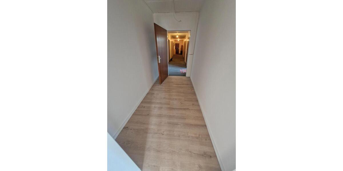 Etagenwohnung Bad Nauheim - 3 Zimmer, 91 m&sup2;, 995&euro; | Angebot:26169163