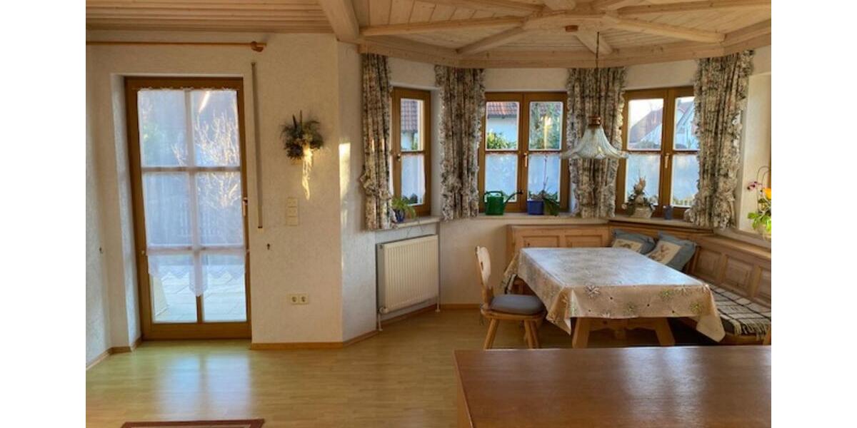 Möbliertes WG- Zimmer an Wochenendheimfahrer zu vermieten 1 zimmer