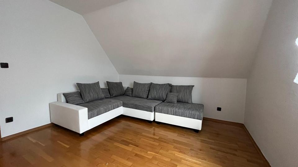 Dachgeschoßwohnung Wallenhorst - 2 Zimmer, 40 m&sup2;, 700&euro; | Angebot:25930722