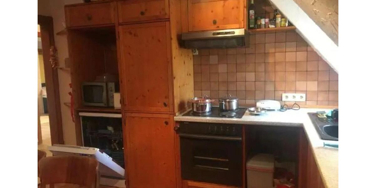 Dachgeschoßwohnung Esslingen am Neckar - 2 Zimmer, 49 m&sup2;, 900&euro; | Angebot:24612224