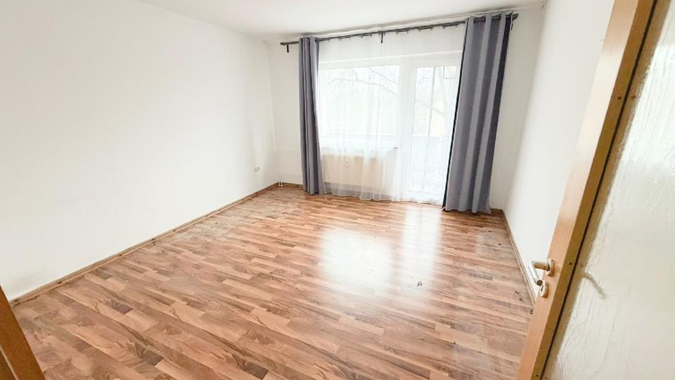 Junge Paare aufgepasst – lasst Sonne in Eure Herzen! Helle 2,5-Raum-Wohnung mit Balkon im 3. OG in DUI-Overbruch 2 zimmer