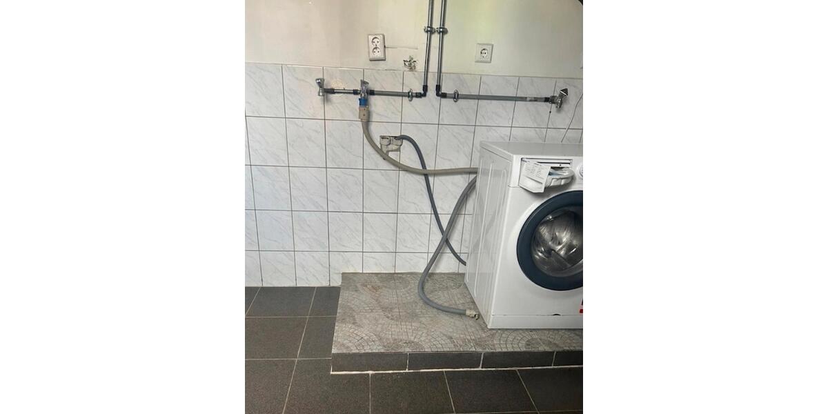Etagenwohnung Göppingen Bruckwasen - 3 Zimmer, 75 m&sup2;, 1.000&euro; | Angebot:25993648