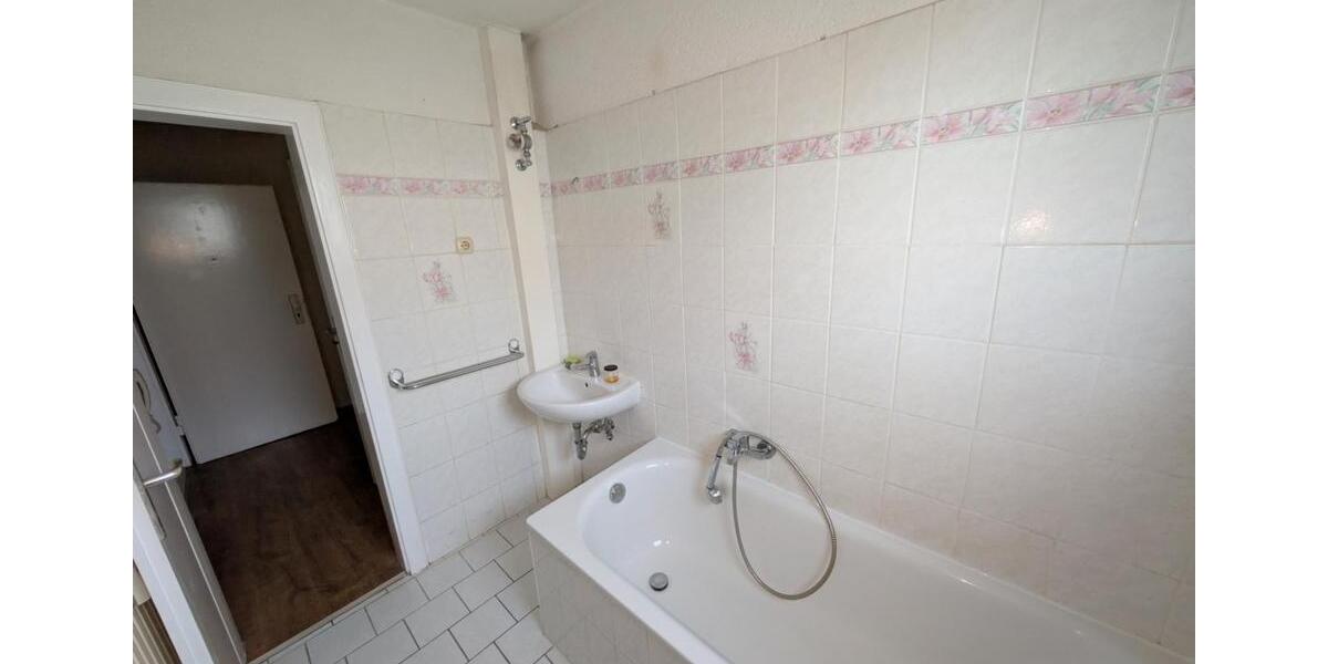 Etagenwohnung Helmstedt - 2 Zimmer, 60 m&sup2;, 430&euro; | Angebot:24804087