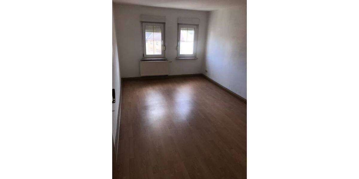 Etagenwohnung Roßwein Seifersdorf - 4 Zimmer, 75 m&sup2;, 300&euro; | Angebot:19295195