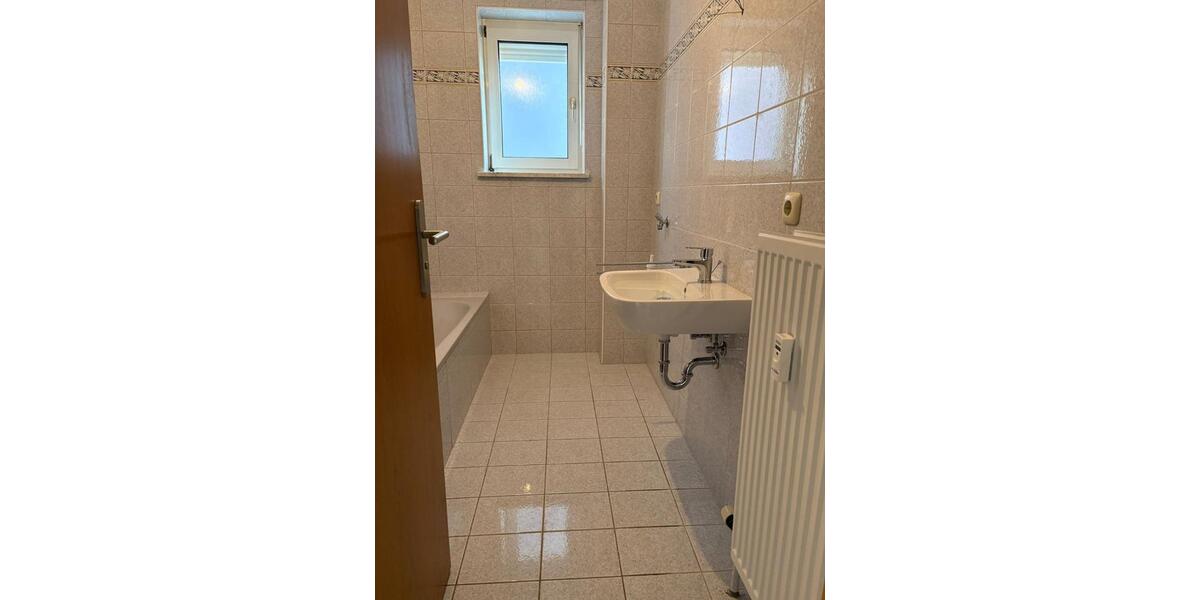 Etagenwohnung Vilshofen an der Donau - 3 Zimmer, 77 m&sup2;, 650&euro; | Angebot:26610733