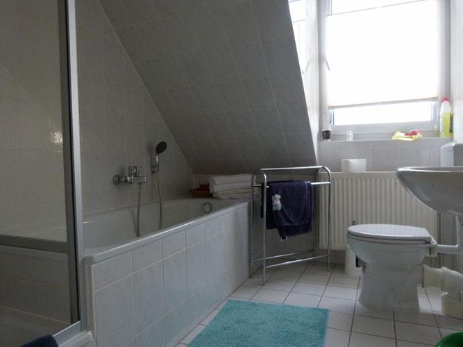 Wohnung oder Praxis im Ärztehaus - Etagenwohnung Burg | Angebot:25081090