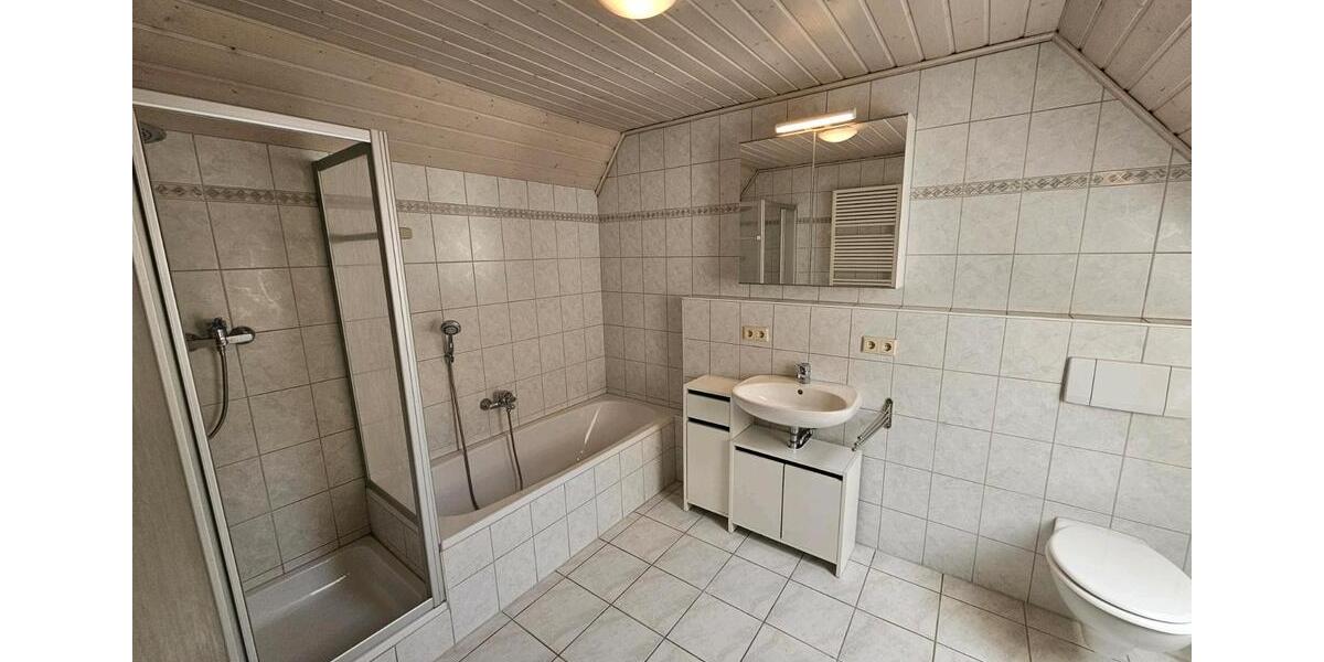 Etagenwohnung Weißenbrunn - 2 Zimmer, 78 m&sup2;, 620&euro; | Angebot:26263171