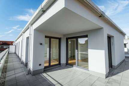 Wohnung Augsburg Hochzoll - 4 Zimmer, 141 m&sup2;, 2.390&euro; | Angebot:26153902