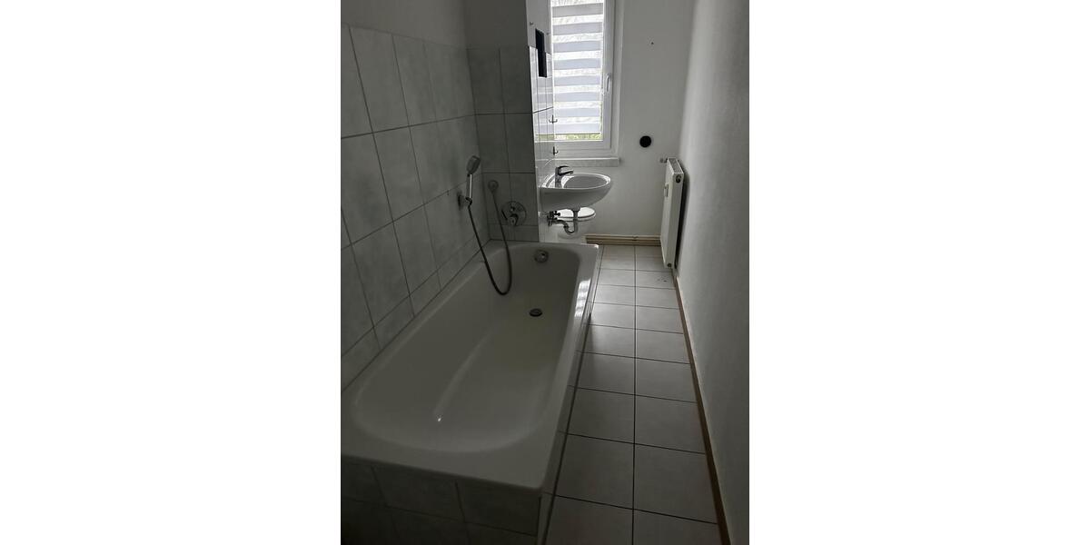 Etagenwohnung Drei Gleichen - 2 Zimmer, 47 m&sup2;, 270&euro; | Angebot:25231642