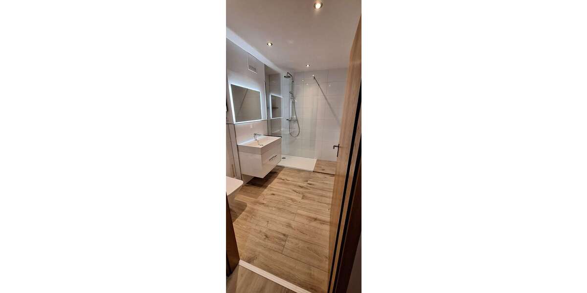 Etagenwohnung Mettmann - 2 Zimmer, 77 m&sup2;, 924&euro; | Angebot:25180749