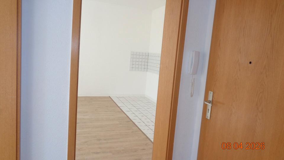 Etagenwohnung Naumburg (Saale) - 2 Zimmer, 45 m&sup2;, 335&euro; | Angebot:26295212