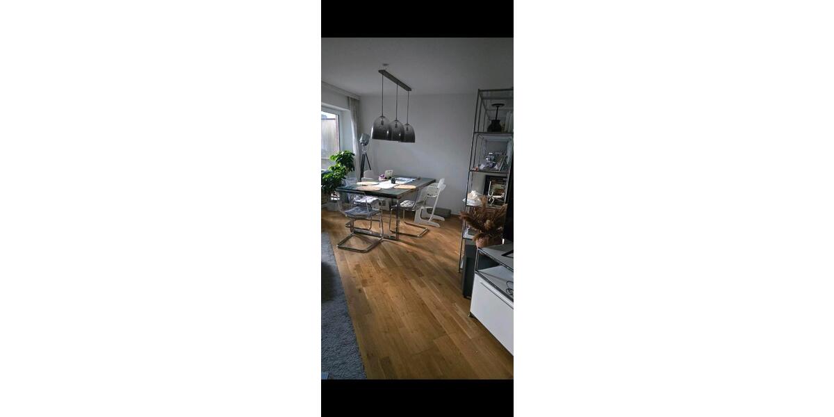 Erdgeschoßwohnung Norderstedt Garstedt - 5 Zimmer, 145 m&sup2;, 1.990&euro; | Angebot:26527471