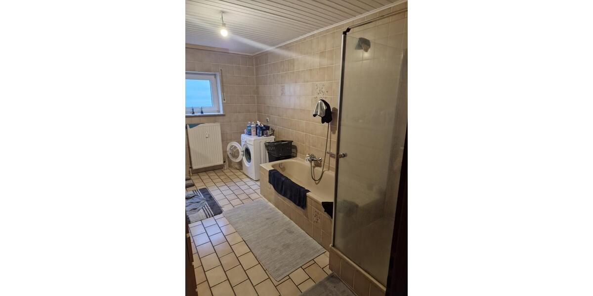 Erdgeschoßwohnung Reiskirchen - 3 Zimmer, 90 m&sup2;, 900&euro; | Angebot:26033448