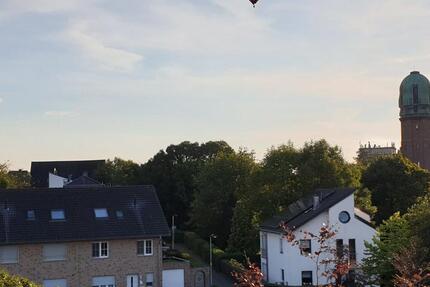 f.StudentInSingle: gr.Maisonettewohnung direkt v.d.Toren Aachens 4 zimmer