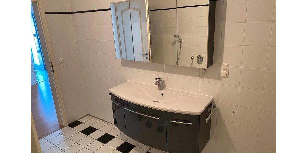 Erdgeschoßwohnung Mörfelden-Walldorf Walldorf - 2 Zimmer, 70 m&sup2;, 1.250&euro; | Angebot:25162657