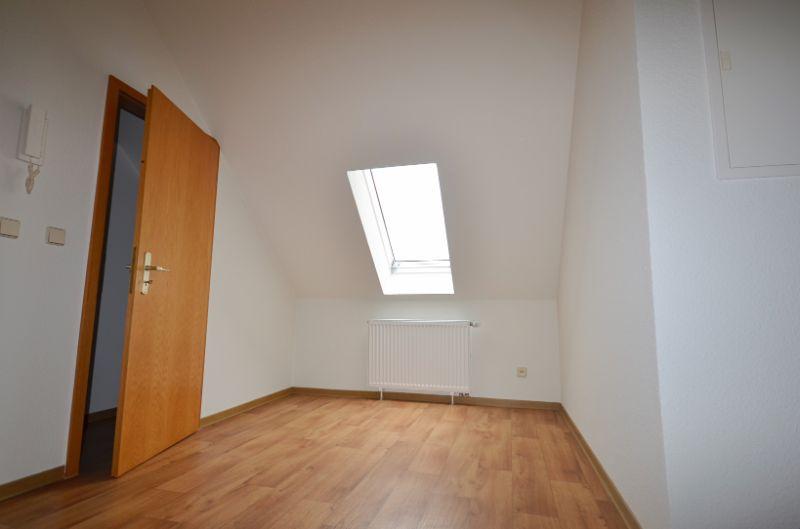 Dachgeschoßwohnung Riesa Neuweida - 3 Zimmer, 72 m&sup2;, 410&euro; | Angebot:20535722