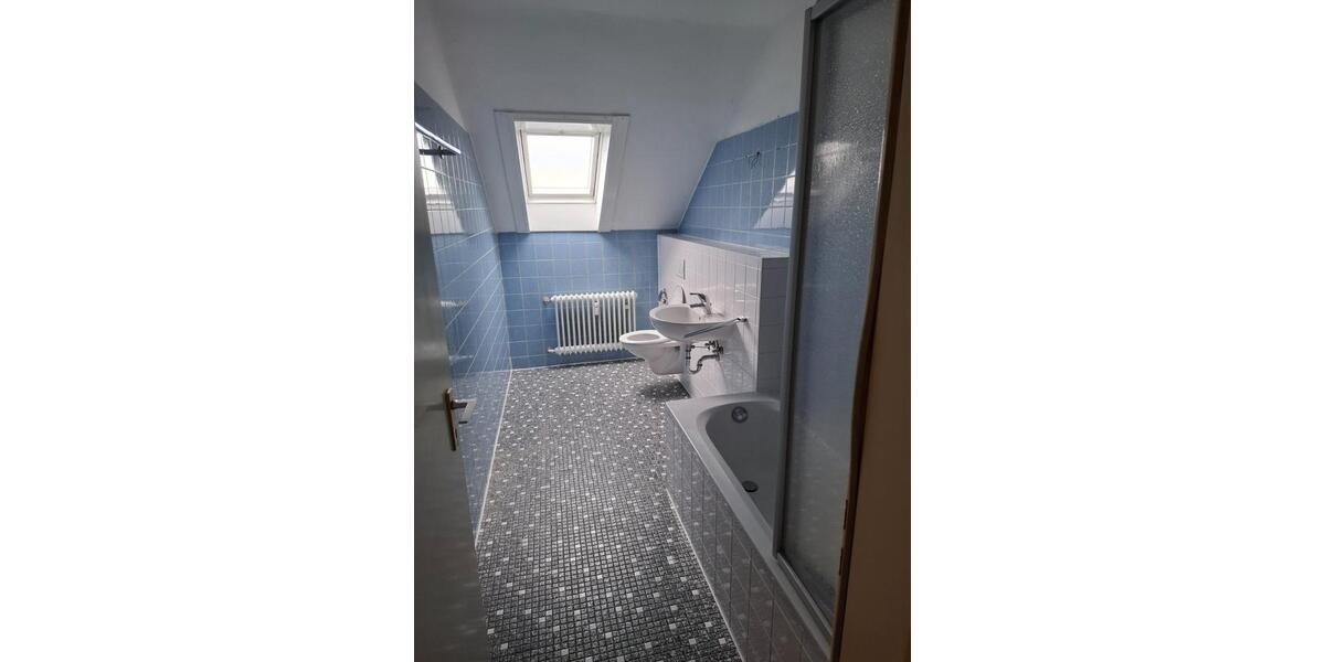 Dachgeschoßwohnung Montabaur - 3.5 Zimmer, 850&euro; | Angebot:21981208