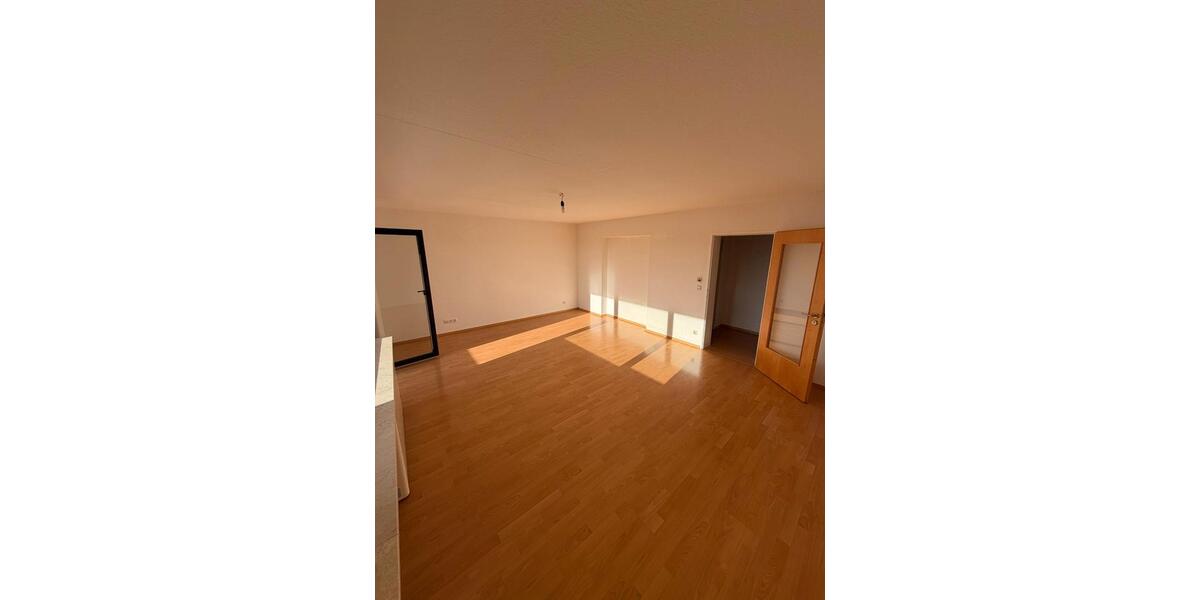 Etagenwohnung Nattheim - 4 Zimmer, 100 m&sup2;, 980&euro; | Angebot:26633811