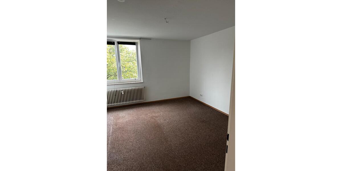 Geräumige 3 Zimmerwohnung 85m2 Stadtnah 3 zimmer