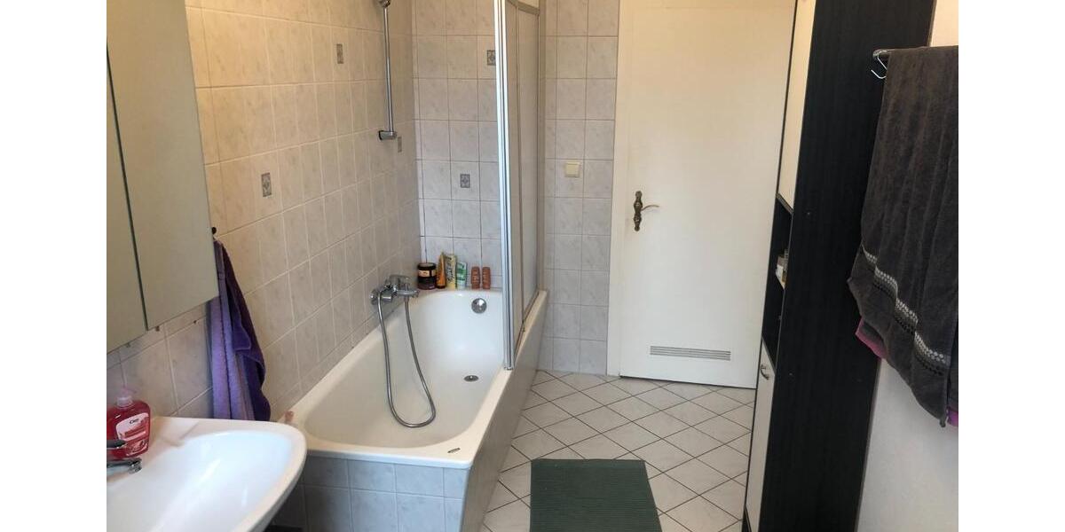 Erdgeschoßwohnung Clausthal-Zellerfeld Zellerfeld - 5 Zimmer, 16 m&sup2;, 350&euro; | Angebot:25887185