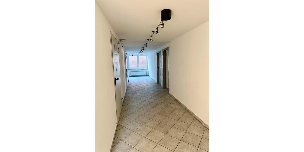 Gewerbeobjekt Halle - 770&euro; | Angebot:25961870