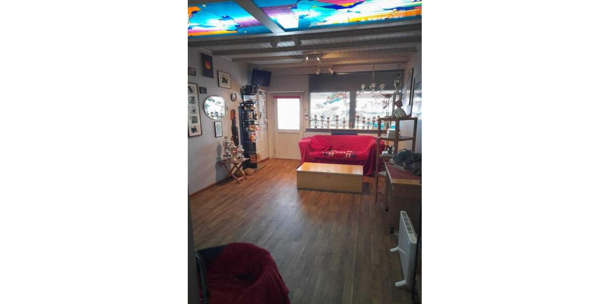 Einfamilienhaus zu Vermieten 4 zimmer