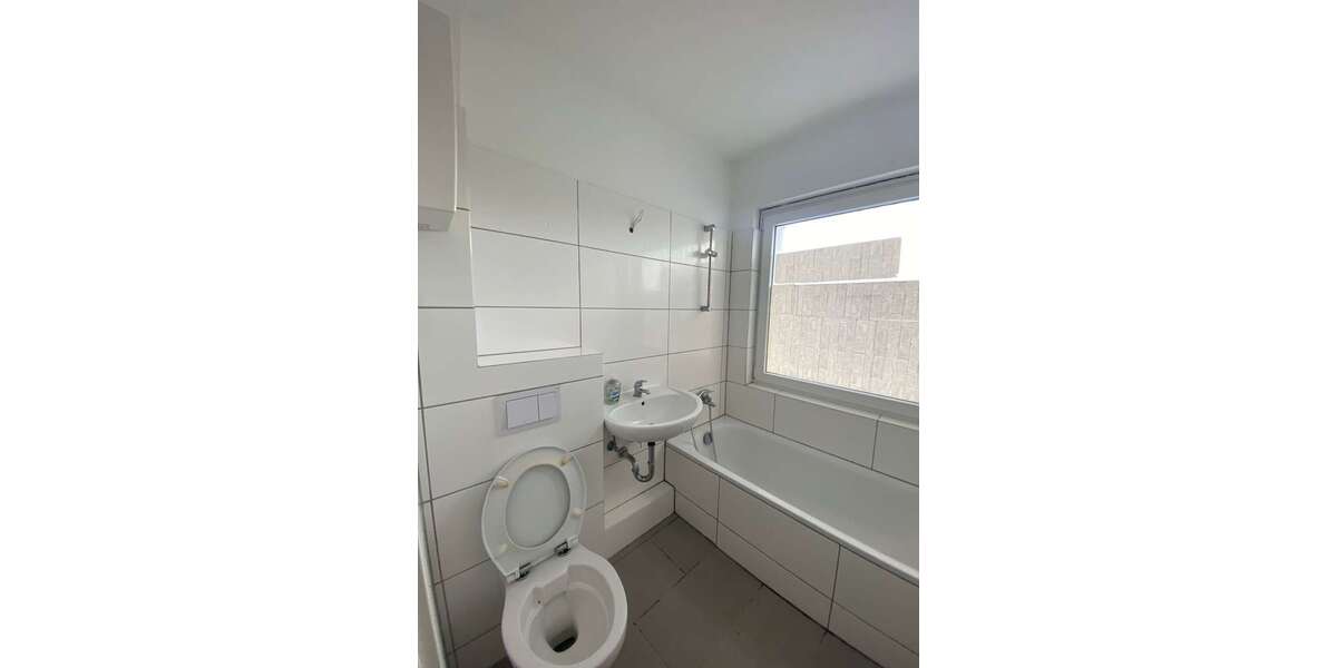 Etagenwohnung Helmstedt - 3 Zimmer, 72 m&sup2;, 550&euro; | Angebot:26944576