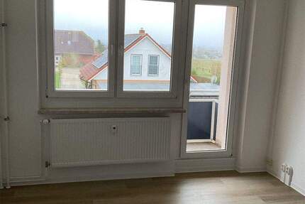 Wohnung Gützkow - 4 Zimmer, 77 m&sup2;, 510&euro; | Angebot:25267376