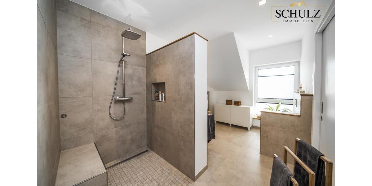 Doppelhaushälfte Essen (Oldenburg) - 3 Zimmer, 124 m&sup2;, 1.300&euro; | Angebot:25991101