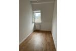 Dachgeschoßwohnung Crimmitschau - 2.5 Zimmer, 56 m&sup2;, 350&euro; | Angebot:24522437