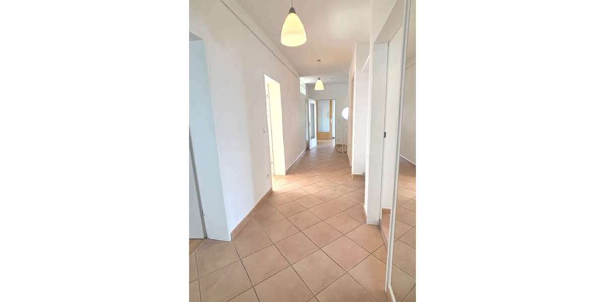 Etagenwohnung Mörfelden-Walldorf Walldorf - 4 Zimmer, 147 m&sup2;, 1.800&euro; | Angebot:26651808