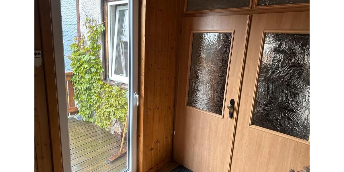 Etagenwohnung Auma-Weidatal Weidatal - 3 Zimmer, 90 m&sup2;, 710&euro; | Angebot:26484591