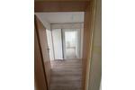 Moderne 3-Zimmer-Wohnung mit fantastischen Ausblick– Frisch Renoviert & Sofort Einzugsbereit zimmer