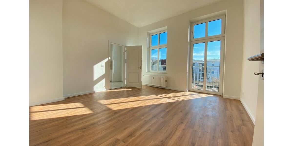 Etagenwohnung Güstrow - 4 Zimmer, 100 m&sup2;, 850&euro; | Angebot:25349003