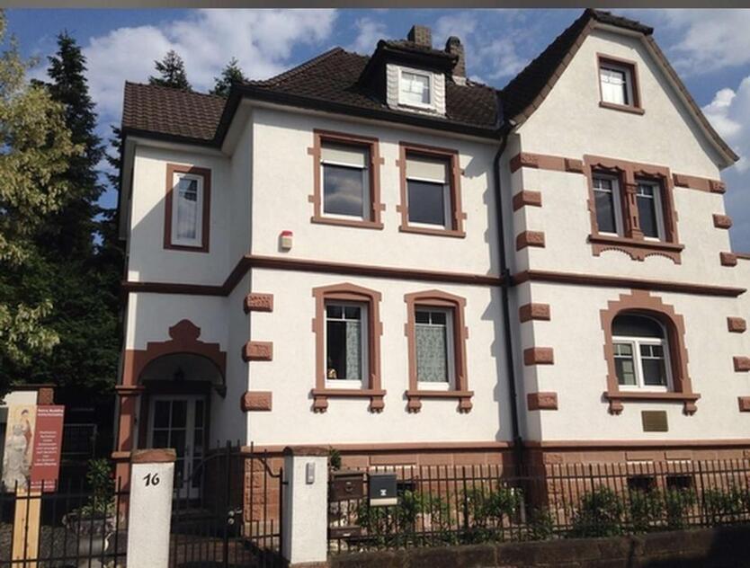 Tradition trifft Moderne – stilvolle MaisonetteWohnung für Paare oder Familien