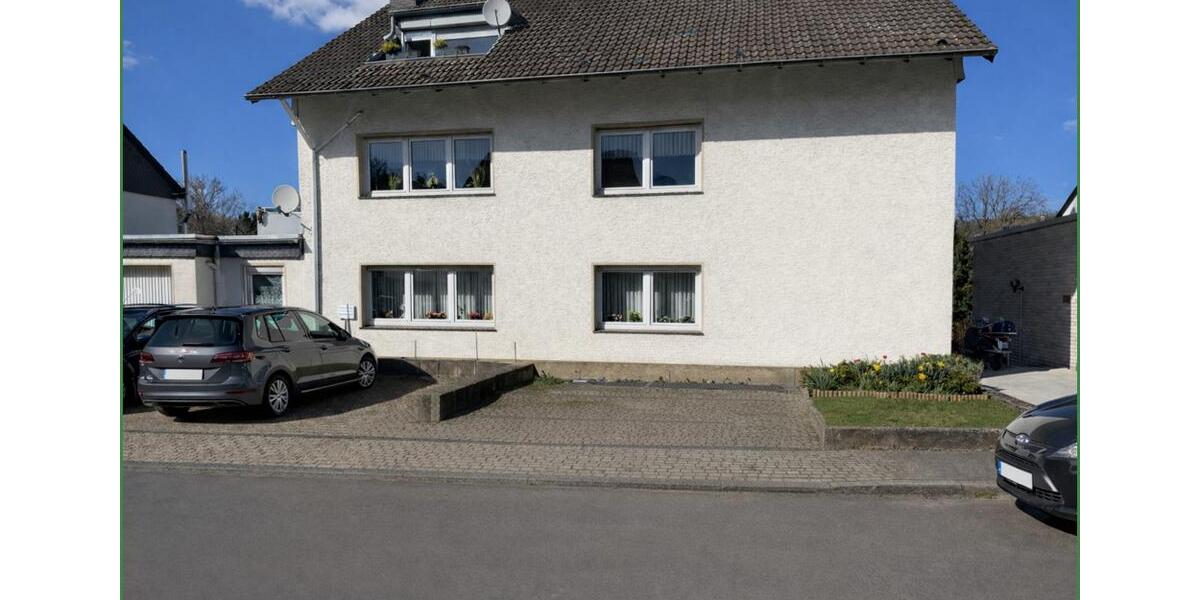 Dachgeschoßwohnung Burscheid - 2 Zimmer, 55 m&sup2;, 440&euro; | Angebot:26005601