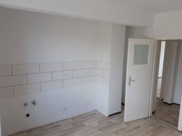 Etagenwohnung Randowtal Schmölln - 3 Zimmer, 58 m&sup2;, 350&euro; | Angebot:25668353