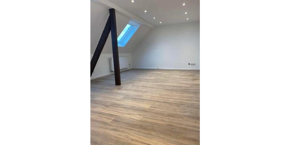 Etagenwohnung Jüchen - 3 Zimmer, 79 m&sup2;, 1.035&euro; | Angebot:25047284