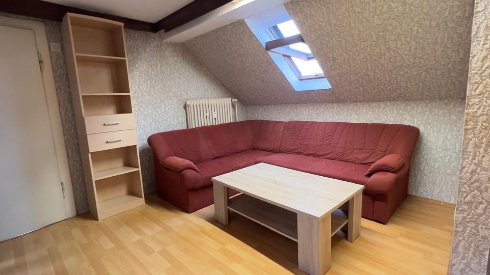 Dachgeschoßwohnung Faulbach - 2 Zimmer, 33 m&sup2;, 320&euro; | Angebot:25978852