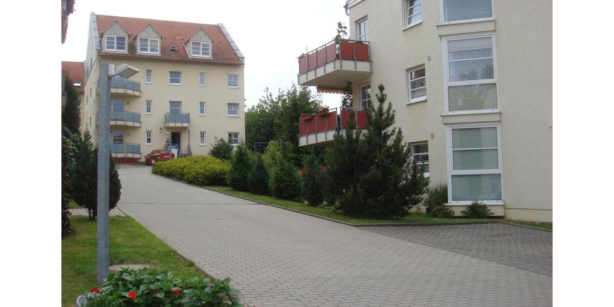 Etagenwohnung Löbau - 1 Zimmer, 32 m&sup2;, 210&euro; | Angebot:26662904