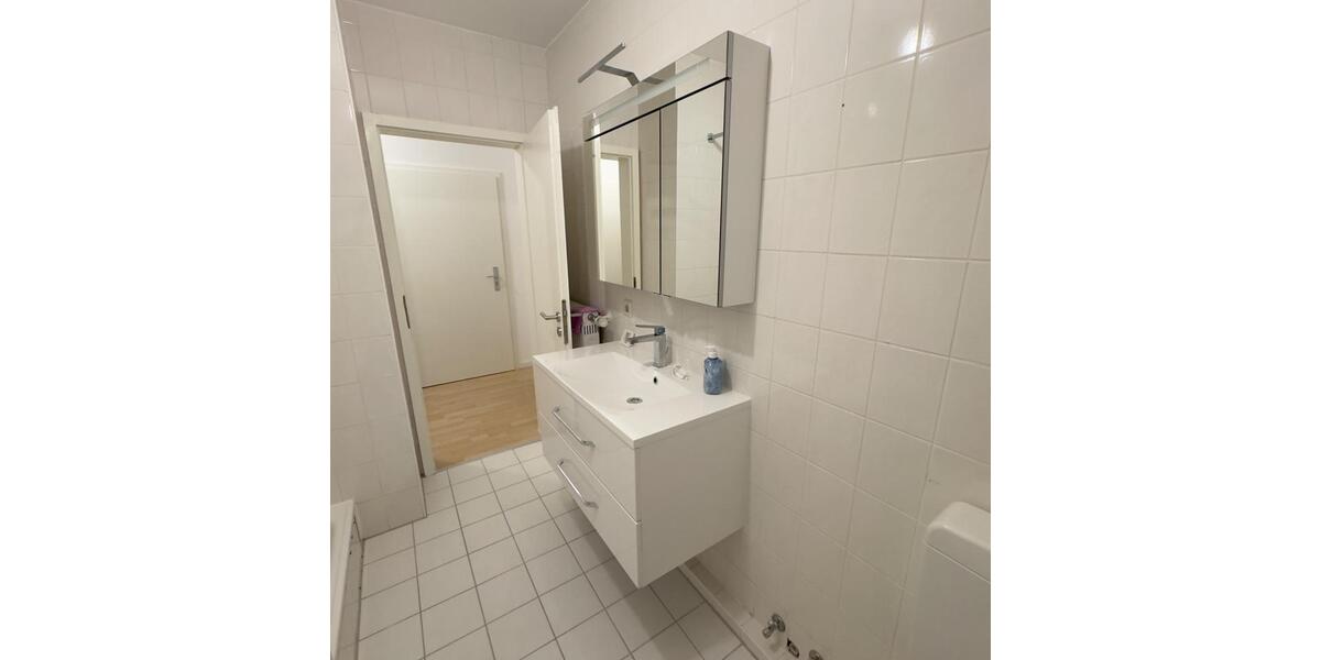 Dachgeschoßwohnung Langen (Hessen) - 3 Zimmer, 72 m&sup2;, 1.300&euro; | Angebot:24995845