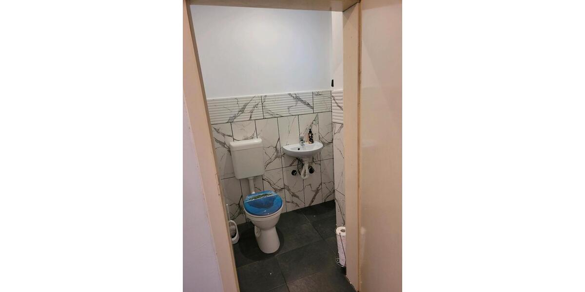 Einfamilienhaus Rammelsbach - 7 Zimmer, 150 m&sup2;, 1.000&euro; | Angebot:26252886