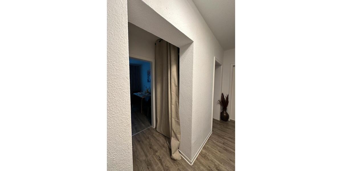 Etagenwohnung Kassel Harleshausen - 3 Zimmer, 73 m&sup2;, 950&euro; | Angebot:25906721