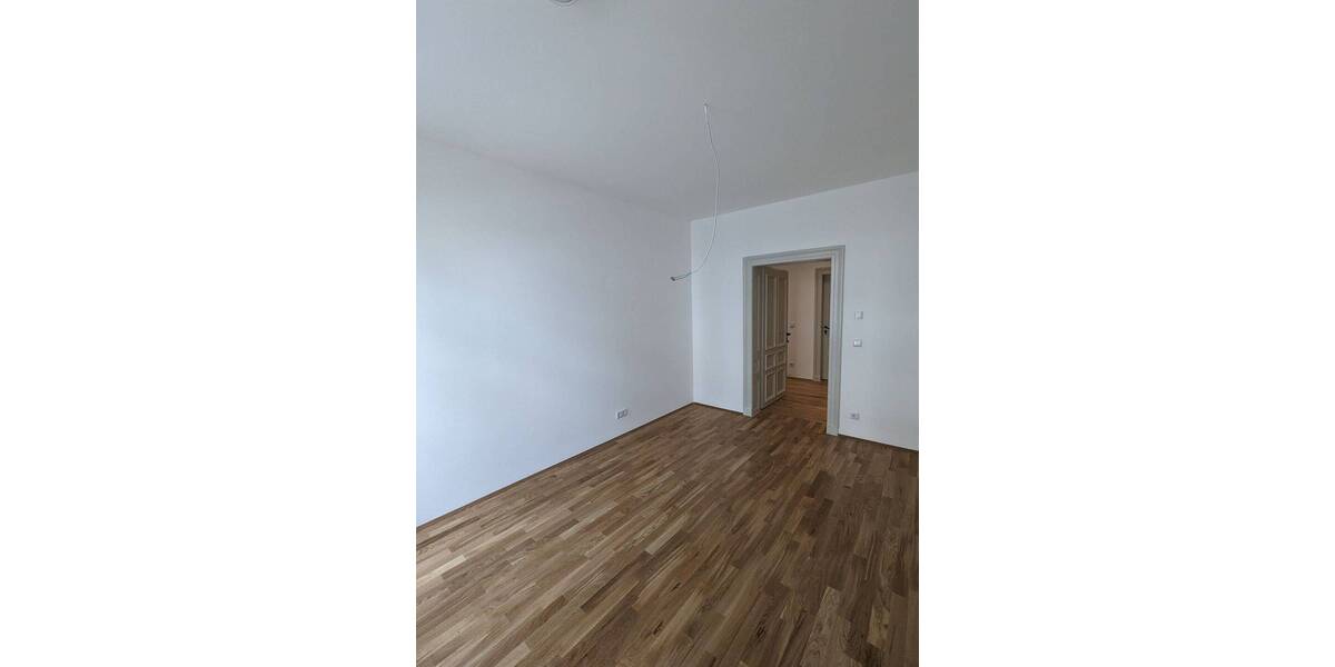 Etagenwohnung Borna - 3 Zimmer, 75 m&sup2;, 660&euro; | Angebot:26117833