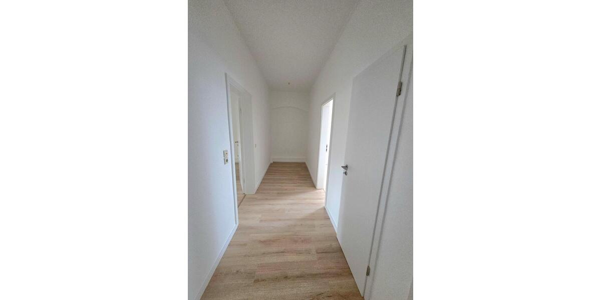 Schicke 3-Zimmer-Dachgeschosswohnung in zentraler Lage von Stollberg! 3 zimmer