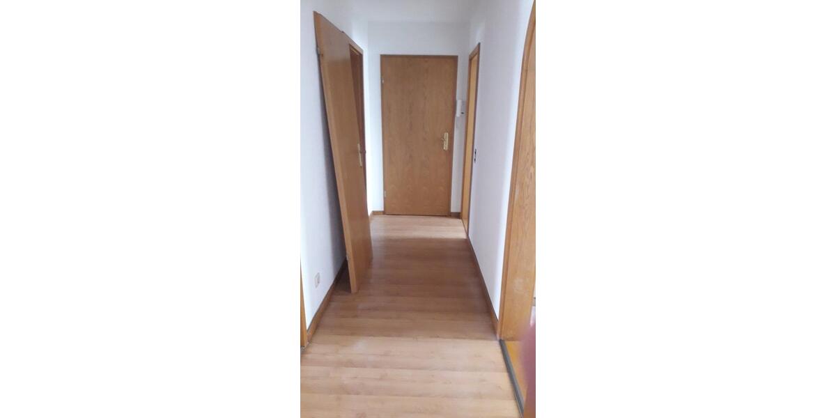 Etagenwohnung Rosenow - 5 Zimmer, 61 m&sup2;, 430&euro; | Angebot:24831936