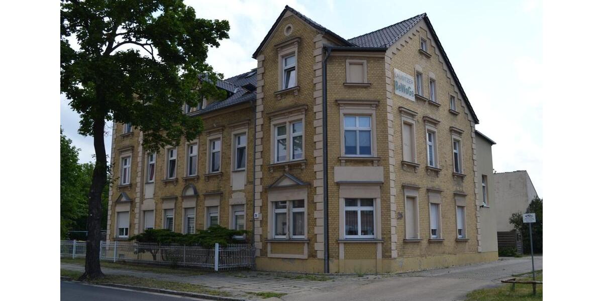 Etagenwohnung Welzow - 2 Zimmer, 57 m&sup2;, 300&euro; | Angebot:25881964