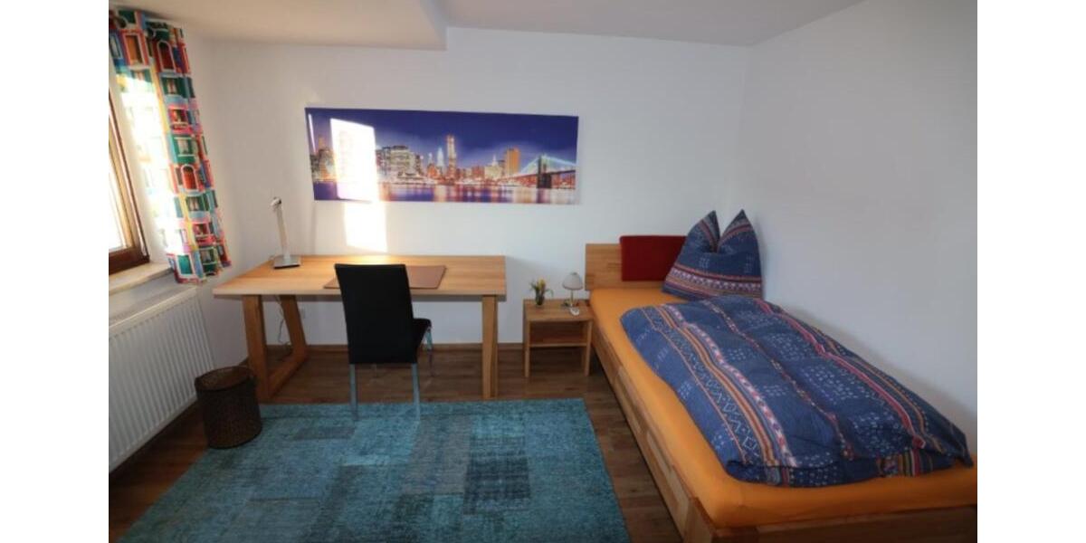 Wohnen auf Zeit Schwandorf - 1 Zimmer, 70 m&sup2;, 440&euro; | Angebot:23385213